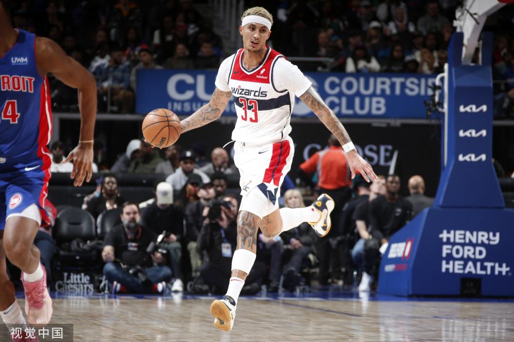 送到队友脚 送到队友脚