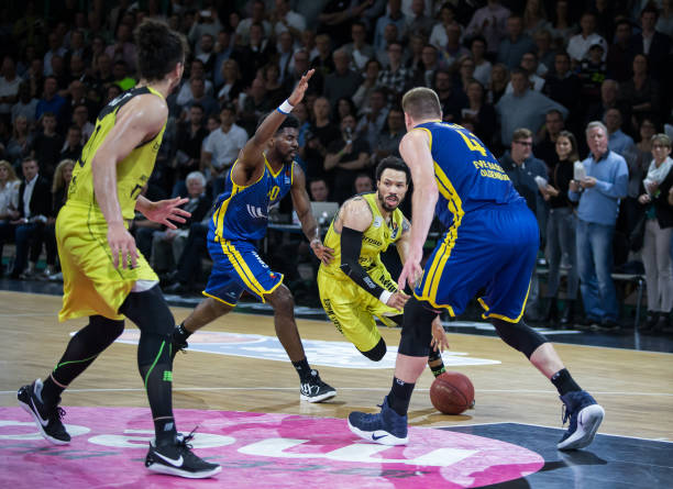 适应并融入 适应并融入